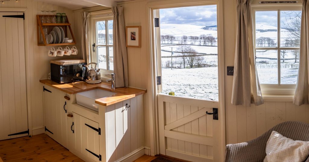 Shepherd's Hut romantic accoomdation in the Peak District