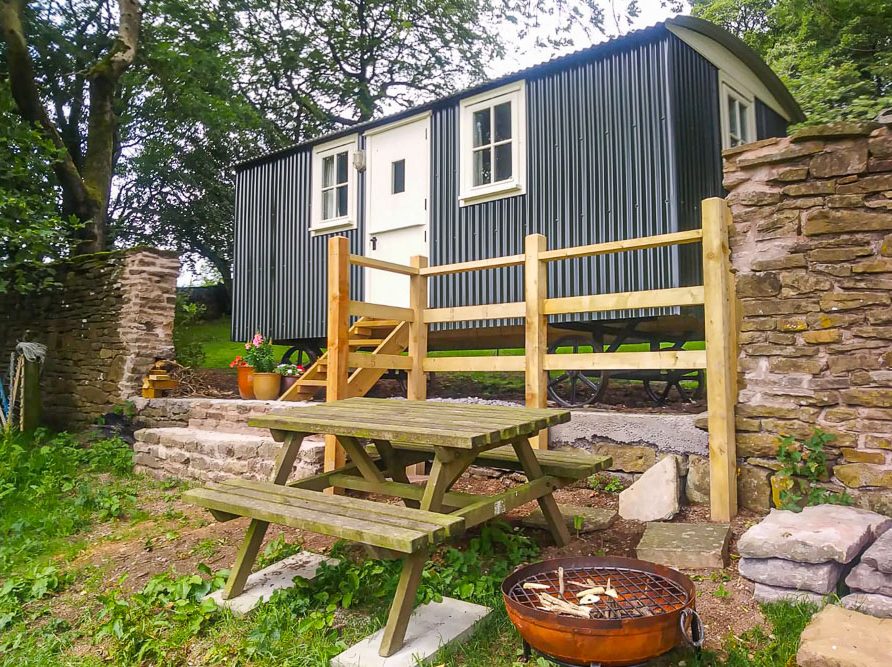 Shepherd's Hut Peak District accommodation at Rushop Hall, near Chapel-en-le-Frith