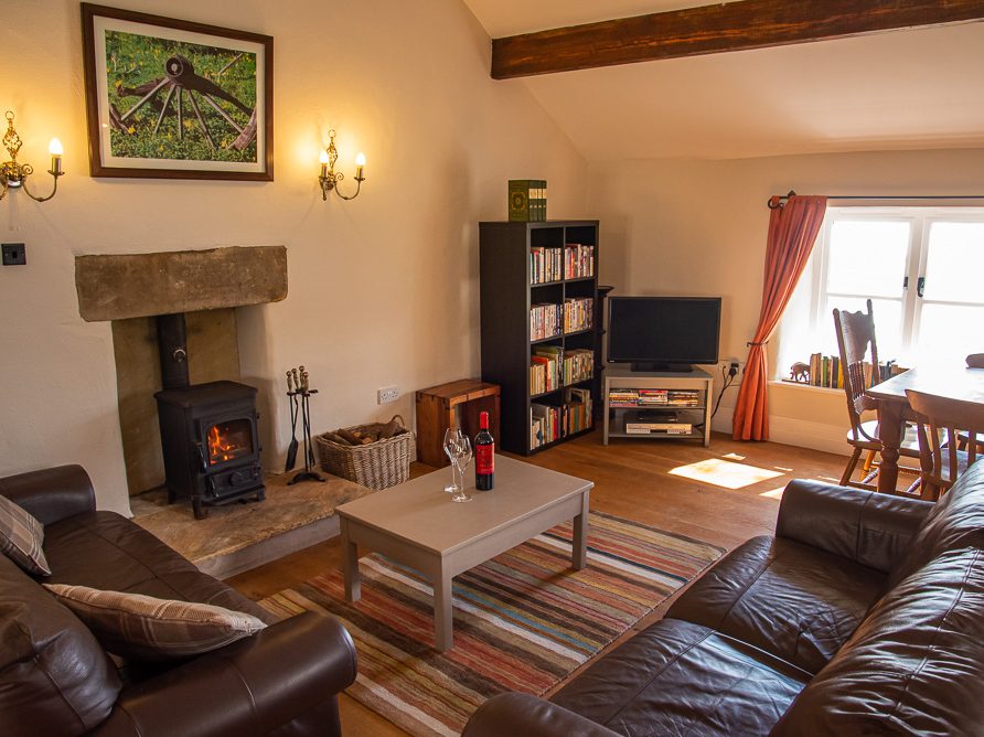 Living room at Top Tack cottage, Rushop Hall - accommodation in the Peak District